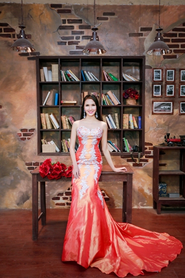 Trang phục dạ hội kiêu sa của Lý Minh Tuấn ảnh 10